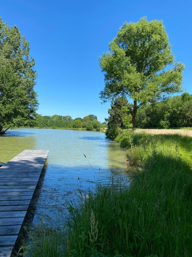 Gite Des Etangs Glanville Exterior foto